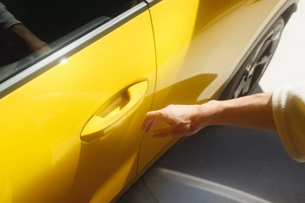 T-Roc_hand_door_600x400